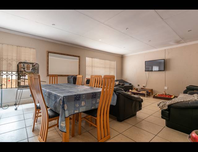 400M² BUSINESS FOR SALE IN OAKDENE